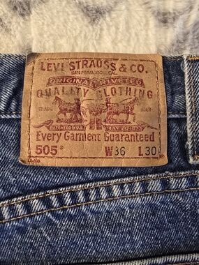 Levi's 505 Relaxed Fit Jeans in Medium Blue Denim